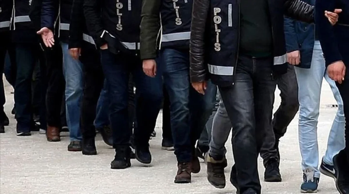 18 ilde zehir tacirlerine darbe:80 gözaltı